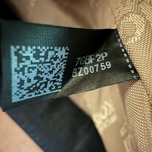 NWT Michael Kors Kempton Dark Denim tote bag - Picture 15 of 15